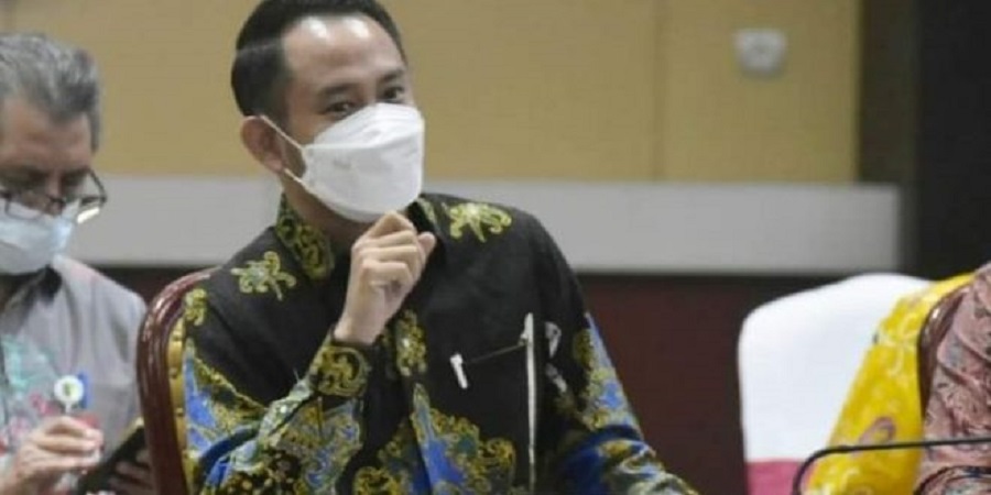 Wali Kota Palangka Raya, Fairid Naparin meminta seluruh Camat dan Lurah untuk memberikan pelayanan prima kepada masyarakat, guna mendukung visi dan misi