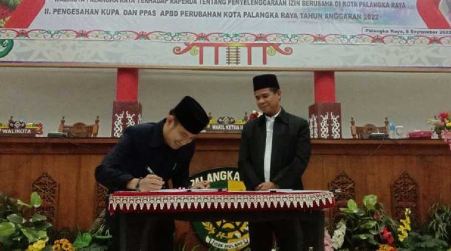 DPRD Palangka Raya akhirnya menyetujui dan menerima salah satu raperda inisiatif Pemerintah Kota (Pemko) Palangka Raya yakni raperda tentang penyelenggaraan