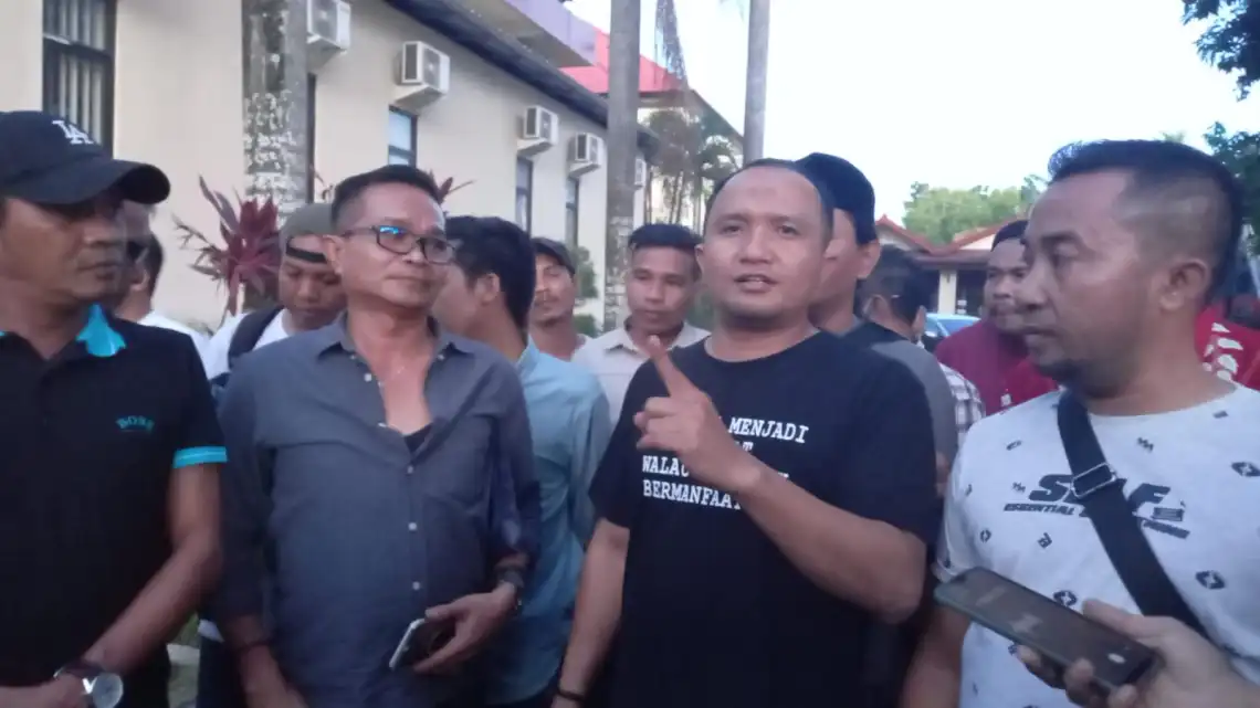 Penahan Fihiruddin oleh Direktorat Reserse Kriminal Khusus (Ditreskrimsus) Polda NTB karena sebelumnya Fihiruddin diperiksa sebagai tersangka dalam kasus tersebut.