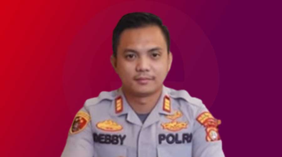 Kapolsek Muara Baru ini mengatakan, kedua orang tersebut dicurigai warga karena berada di dalam gudang saat kebakaran. Padahal gudang PT Inti Samudra