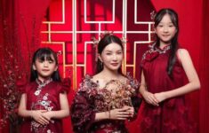 Sarwendah saat rayakan Imlek 2026 bersama kedua anaknya, Thalia dan Thania. Dok: Eranasional/HO Instagram.