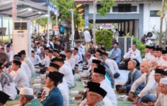 Suasana buka puasa bersama di Rujab Wali Kota Palangka Raya yang menghadirkan Angelina Sondakh sebagai pembicara, Jumat (27/2/2026). Dok. Era nasional/Zay